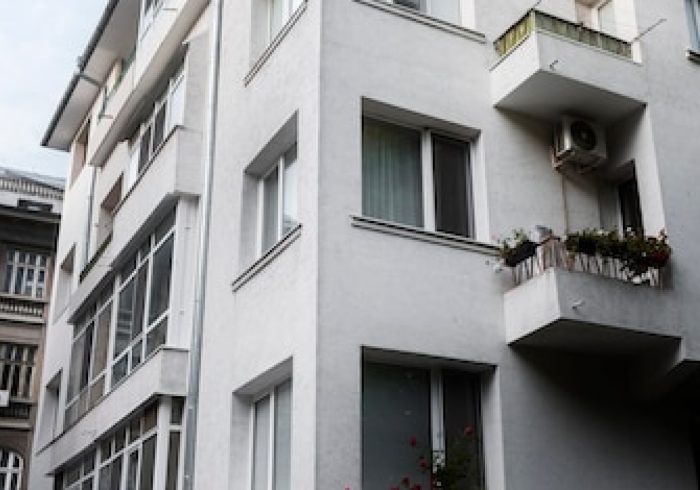 Sécurisez votre logement à Rennes grâce à une intervention pro sur volet roulant défaillant